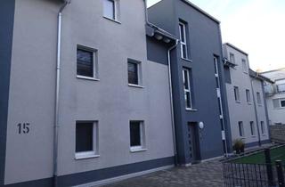 Immobilie mieten in 68519 Viernheim, 2,5 ZKB Wohnung 75 qm im EG mit großer Terrasse