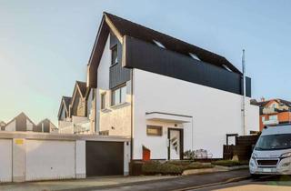 Haus kaufen in 58239 Schwerte, Modernisiertes Reihenendhaus mit Garten & Kamin in beliebter Wohnlage von Schwerte