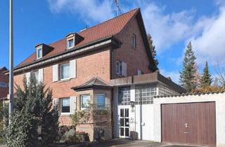 Doppelhaushälfte kaufen in 71032 Böblingen, Böblingen - Charmante 1-Familien-Doppelhaushälfte in attraktiver, zentraler Lage!