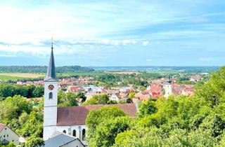 Wohnung kaufen in 91583 Schillingsfürst, Schillingsfürst - 4-Zimmer Wohnung Renovierungsbedürftig im Sanierungsgebiet