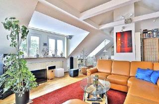 Wohnung kaufen in Tiroler Platz, 81545 München, München - Stilvolle Dachgeschosswohnung mit Loggia und Blick auf den Tiroler Platz!