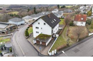 Haus kaufen in 66954 Pirmasens, Pirmasens - +++ Attraktives, lichtdurchflutetes 4-Familienhaus mit Loggien, Südausrichtung, Panoramablick und 4 Garagen in hervorragender, ruhiger Wohnlage +++