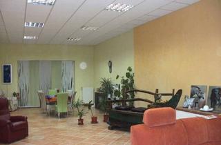 Haus kaufen in 78239 Rielasingen-Worblingen, Rielasingen-Worblingen - Ortsrandlage.Wohnhaus Gebäude,210m² Wfl + 600m² Nfl., 2217m² Grundstück