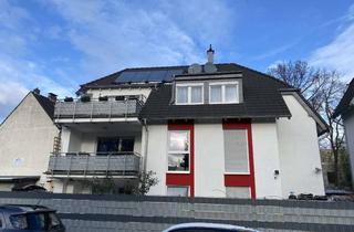 Wohnung kaufen in 51067 Holweide, Köln-Holweide ! 4 Zimmer Wohnung -neuwertig- mit Dachterrasse in Süd-Ausrichtung in 3 Familien-Haus