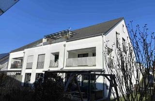 Wohnung kaufen in Am Burggraben 77, 85049 Ingolstadt, Tolle 3-Zi-OG-Whg in ziemlich bester Lage in Gerolfing mit Parkettböden und Loggia