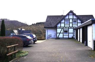 Wohnung kaufen in Schmelterfeld 45, 59929 Brilon, Schicke Eigentumswohnung in Brilon, mit Weitblick in die Natur, Nähe Waldfreibad