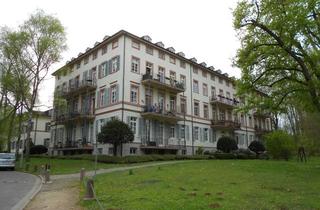 Wohnung kaufen in Alleestraße, 65439 Flörsheim, Wohnen im Kurschloss