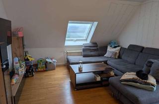 Wohnung mieten in Unterer Geisberg 29, 66121 Saarbrücken, Lichtdurchflutetes Dachgeschoss-Juwel: Ihr neues Zuhause mit Weitblick!