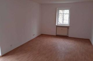 Wohnung mieten in Siebenbürgener Str., 83301 Traunreut, ++ WIEDER VERFÜGBAR ++ Großzügige 4-Zimmer-Wohnung mit Balkon in Traunreut – ideal für Familien