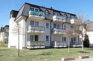 Wohnung mieten in Hinter Den Weinbergen 12, 01445 Radebeul, Helle und gemütliche 1-Zimmer-Wohnung mit Balkon, 1.OG, in ruhiger & grüner Umgebung