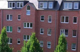 Wohnung mieten in Blankenauer Straße 9a, 09113 Schloßchemnitz, Großzügige Wohnung mit Südbalkon und grünem Innenhof