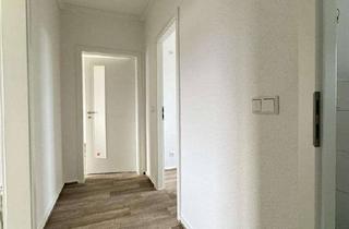 Wohnung mieten in Elise-Crola-Straße 21, 38855 Wernigerode, Erstbezug nach Sanierung! 3-Raum-Wohnung mit Balkon und Tageslichtbad!