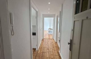 Wohnung mieten in Lepsiusstraße, 12163 Steglitz, Erstbezug nach umfassender Sanierung 1-Zimmer Wohnung mit EBK in Steglitz