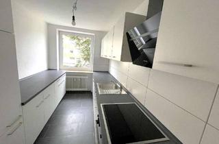 Wohnung mieten in An Den Klostergründen 2a, 93049 Westenviertel, Modernisierte 2-Zimmer-Wohnung mit EBK und Balkon!