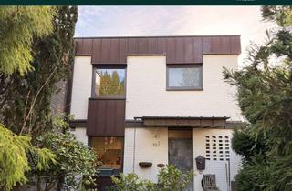 Haus kaufen in 46569 Hünxe, Renovierungsbedürftiges Reihenmittelhaus mit solider Substanz und viel Potenzial in Hünxe