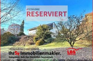 Einfamilienhaus kaufen in 88605 Meßkirch, Wohnhaus mit ELW auf 1.500 m² großem Grundstück + 3 Garagen in Sackgasse und Randlage
