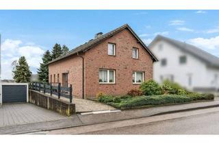 Haus kaufen in 52224 Stolberg, Stolberg - Freistehender Einfamilientraum mit viel Potenzial in begehrter Lage von Werth