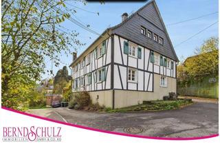 Doppelhaushälfte kaufen in Thal 16, 51766 Engelskirchen, Charmante Fachwerk-Doppelhaushälfte mit mehreren Grundstücken, Scheunen und Ackerfläche