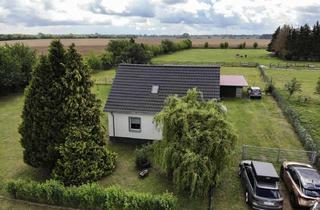 Einfamilienhaus kaufen in 17391 Stolpe, Einfamilienhaus für Tierliebhaber – Haus mit Koppel und Stallgebäuden
