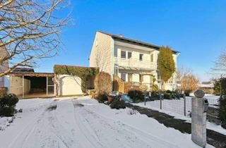 Haus kaufen in 97283 Riedenheim, Großzügiges Zweifamilienhaus mit idyllischem Grundstück & Weitblick – flexibel nutzbar & bezugsfrei