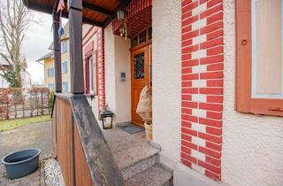 Haus kaufen in 88260 Argenbühl, Großzügiges Zweifamilienhaus mit Entwicklungspotenzial im Allgäu