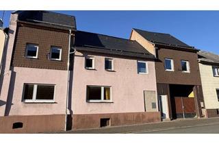 Haus kaufen in Hessenstraße, 65597 Hünfelden, Viel Platz für Ideen: Haus mit Scheune & Nebengebäude in Hünfelden-Dauborn