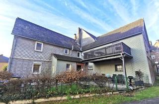 Mehrfamilienhaus kaufen in 37642 Holenberg, Historisches Mehrfamilienhaus mit Kamin, Balkon und Ferienwohnungsträume in Holenberg