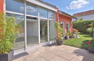 Einfamilienhaus kaufen in 75395 Ostelsheim, Ruhe genießen, bestens angebunden: Einfamilienhaus mit Einliegerwohnung und S-Bahn-Anschluss