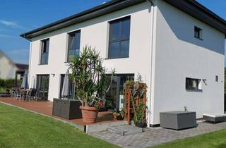 Einfamilienhaus kaufen in 86668 Karlshuld, Exklusives Einfamilienhaus mit 6 Zimmern und Garage in Karlshuld
