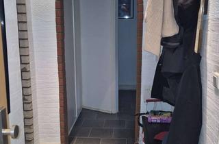 Wohnung kaufen in 42275 Barmen, Gepflegte vermietete Eigentumswohnung mit Balkon und Gartennutzung