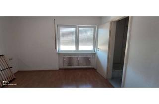Wohnung kaufen in 74343 Sachsenheim, 2-Zimmer Wohnung im 2. OG in Sachsenheim
