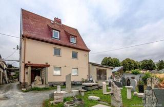 Haus kaufen in 95233 Helmbrechts, Zwei- bis Dreifamilienhaus am Ortsrand von Helmbrechts