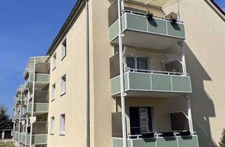 Wohnung mieten in Am Stadtfeld 16, 06636 Laucha, Frisch renovierte 3-Zimmer-Wohnung mit BALKON