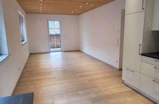 Wohnung mieten in 89143 Blaubeuren, Helle, neuwertige 3-Zimmer Wohnung mit Küche