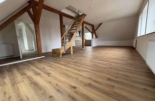 Wohnung mieten in St. Martinsweg, 89584 Ehingen, Erstbezug nach Sanierung:offene 3-Zimmer-Dachgeschoss Wohnung in Granheim