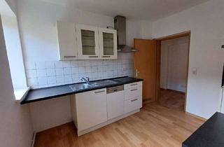 Wohnung mieten in Fritz-Reuter-Straße 12, 06217 Merseburg, Wohnung mit Einbauküche - 1. OG rechts