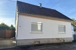 Einfamilienhaus kaufen in 66265 Heusweiler, Freistehendes Einfamilienhaus mit Terrasse und Garage in zentraler Lage von Heusweiler