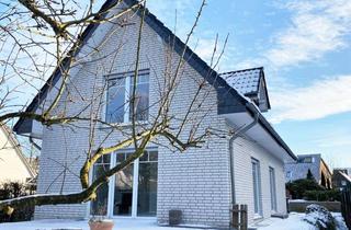 Einfamilienhaus kaufen in 49504 Lotte, Familienfreundliches Einfamilienhaus von 2003 mit Vollkeller und Garten in Lotte-Büren