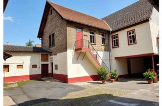 Haus kaufen in 55278 Mommenheim, Historischer Altbestand mit großem Entwicklungspotenzial – Hofensemble in Mommenheim
