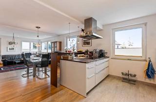 Wohnung kaufen in 79410 Badenweiler, Sehr schöne und moderne 4- Zimmer-ETW mit großem Garten und großer Garage