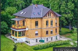 Haus kaufen in 07381 Pößneck, Exklusives Zweifamilienhaus in Pößneck: Eine Synthese aus Historie und Moderne