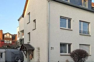 Einfamilienhaus kaufen in 65611 Brechen, Brechen - Einfamilienhaus mit Einliegerwohnung; zentrale, trotzdem ruhige L