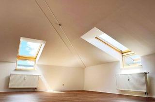 Wohnung kaufen in Viktoriastraße 70 B, 16727 Velten, Velten - Top- modernisierte Dachgeschosswohnung mit zwei Balkonen und Tiefgaragenstellplatz