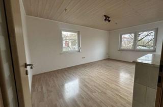 Wohnung mieten in 74889 Sinsheim, Ruhige, frisch renovierte 3-Zimmer-Wohnung mit Balkon, Garage & viel Stauraum – Sinsheim Kernstadt