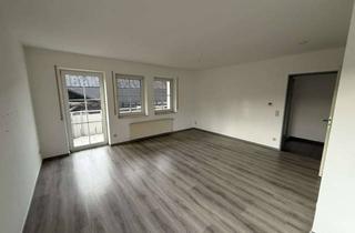 Wohnung mieten in Zum Siepenbach, 59823 Arnsberg, Moderne Erdgeschosswohnung mit Balkon, neuer Gasetagenheizung und E-Ladesäule