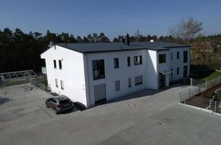 Wohnung mieten in Gsteinacher Straße 49, 90537 Feucht, Neuwertige 3-Raum-Wohnung mit Balkon in Feucht