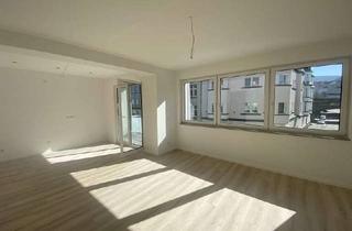 Wohnung mieten in Wehringhauser Str. 74, 58089 Wehringhausen, Hochwertig sanierte 2,0-Zimmer- Wohnung mit Balkon in Hagen