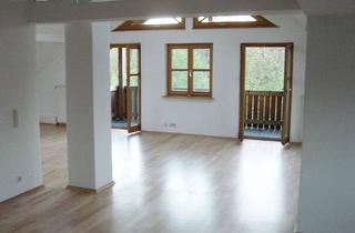 Wohnung mieten in 86949 Windach, Helle, großzügige Dachgeschosswohnung mit großem Balkon in ruhiger Lage von Windach