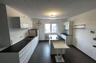 Wohnung mieten in Heubergstrasse, 83512 Wasserburg, Charmante, 2023 renovierte 3-Zimmer-Wohnung mit Balkon in Wasserburg am Inn