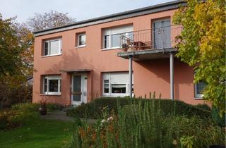 Wohnung mieten in 52249 Eschweiler, Ruhige 1-Personen-EG-Wohnung in zentraler Innenstadtlage mit Balkon & Gartennutzung